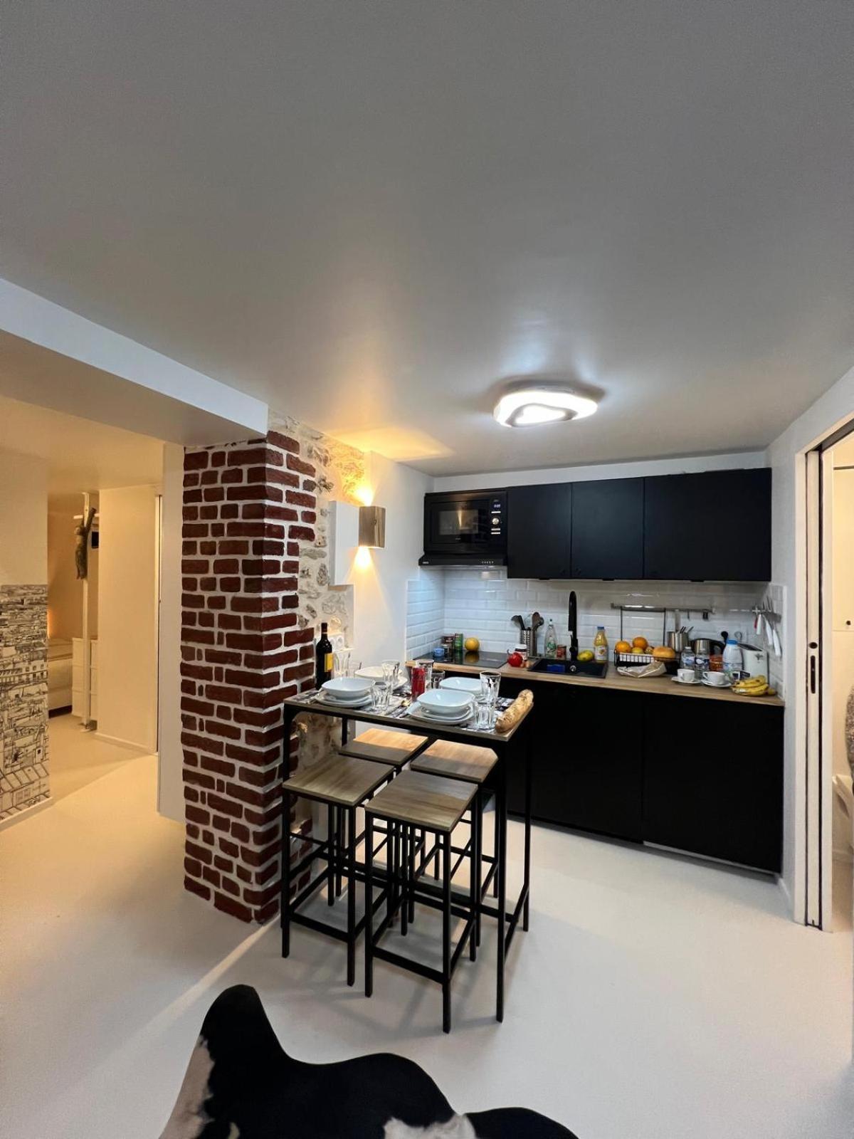 Appartement Design Quartier Montmartre-Sacre-Coeur! Paris Xviiie Exterior foto